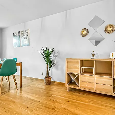 Coloc Lagon - Belle Colocation Haut De Gamme De 3 / Proche Gare / Parking Gratuit / Balcon / Wifi & Netflix Pensjonat Ville-la-Grand