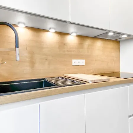 Coloc Lagon - Belle Colocation Haut De Gamme De 3 / Proche Gare / Parking Gratuit / Balcon / Wifi & Netflix Pensjonat *